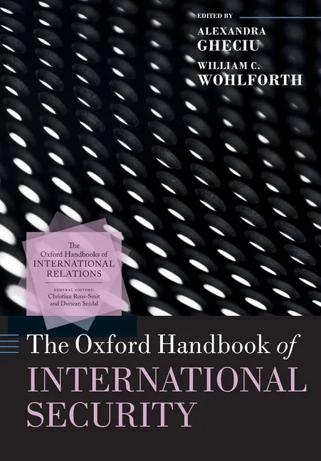 The Oxford Handbook of International Security - Paperback