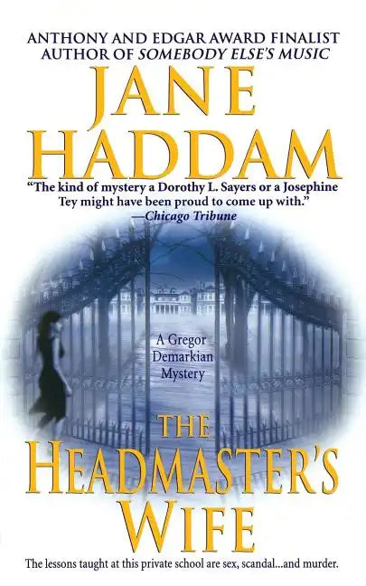 The Headmaster's Wife: A Gregor Demarkian Novel - Paperback