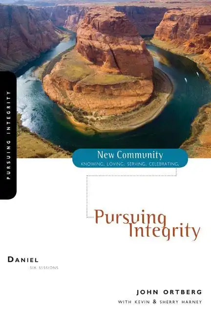Daniel: Pursuing Integrity - Paperback
